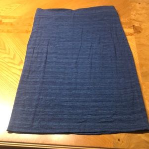 Blue stretchy rayon/spandex midi skirt